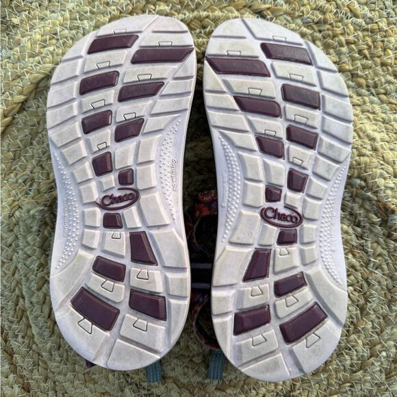 Chacos Girls 5 / Women’s 7 Sports Sandals Floral Straps - Picture 6 of 6